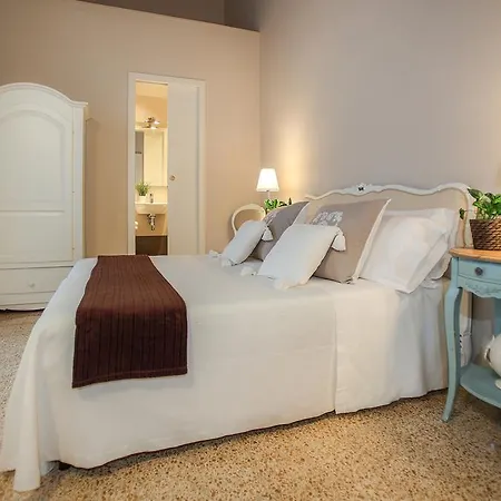Bed & Breakfast Palazzo Bregante 3*